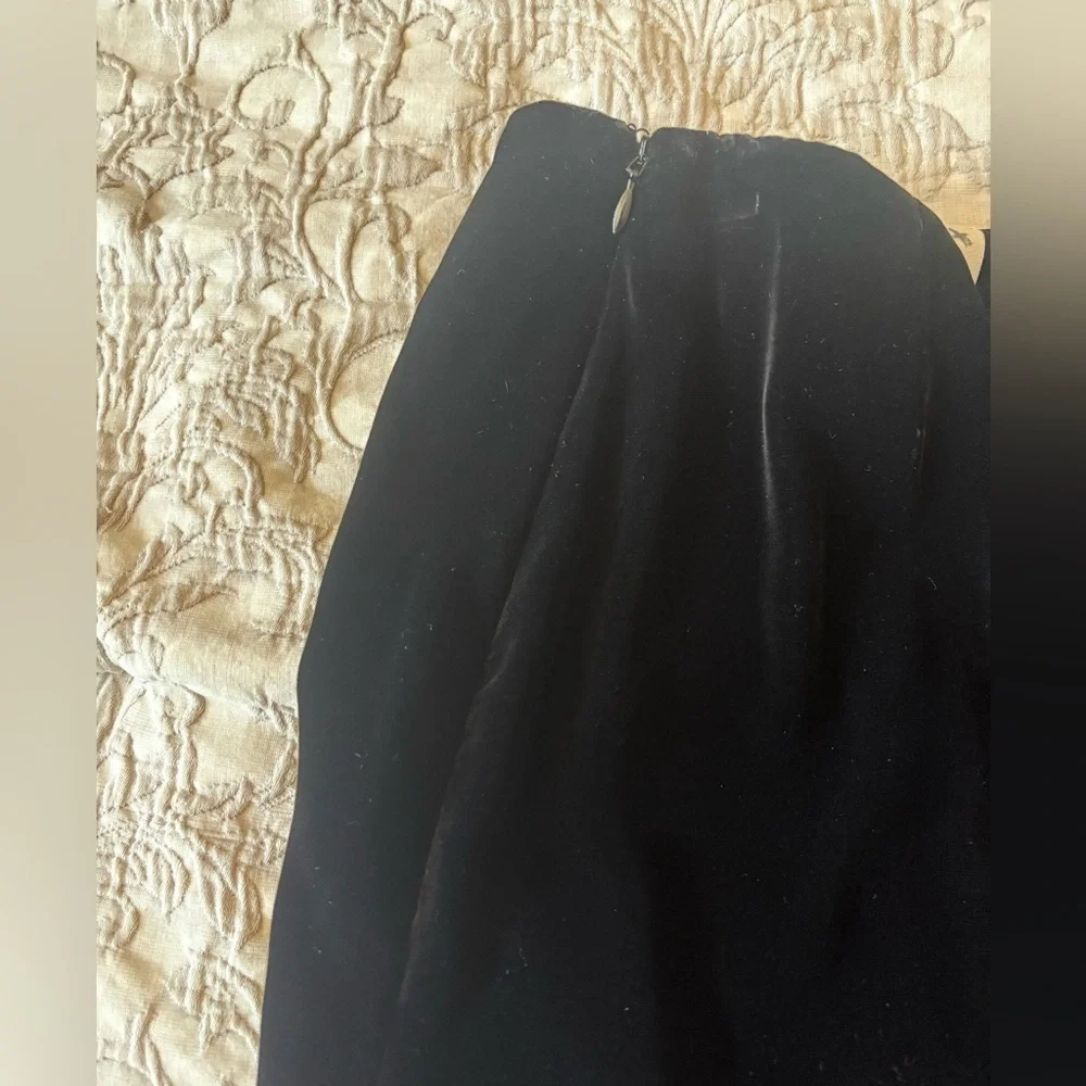 GUC Halpern- Flare Cut Velvet Pants. Size US 4 - Picture 7 of 11
